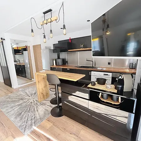 Beautifull With Balcony Rouaze Miramar 120 Apartament